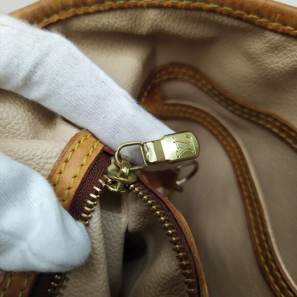 Louis Vuitton Petit Bucket PM Monogram Canvas Double Handles Shoulder Bag - Picture 11 of 16